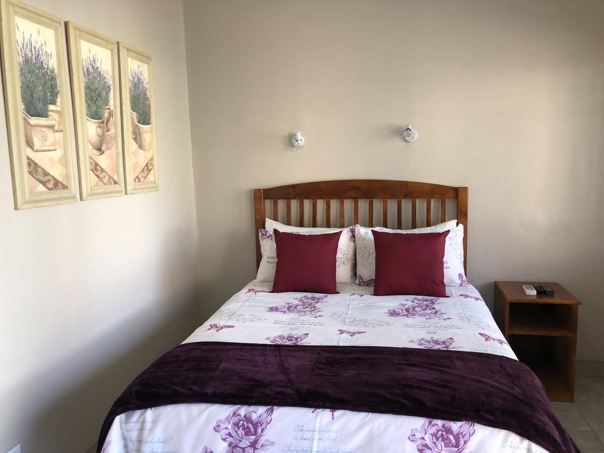 Lighthouse Bed and Breakfast Kroonstad Buitenkant foto