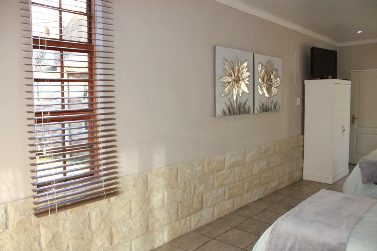 Lighthouse Bed and Breakfast Kroonstad Buitenkant foto