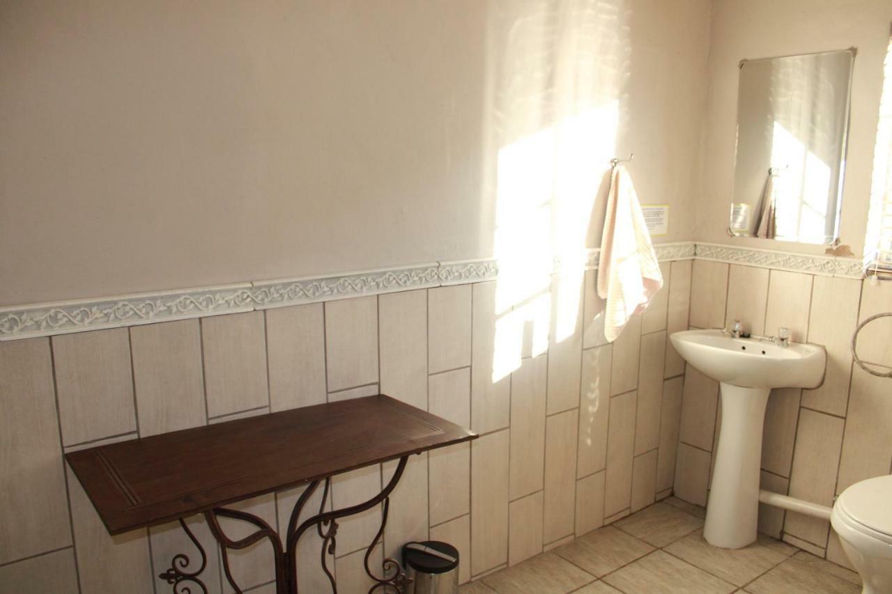 Lighthouse Bed and Breakfast Kroonstad Buitenkant foto